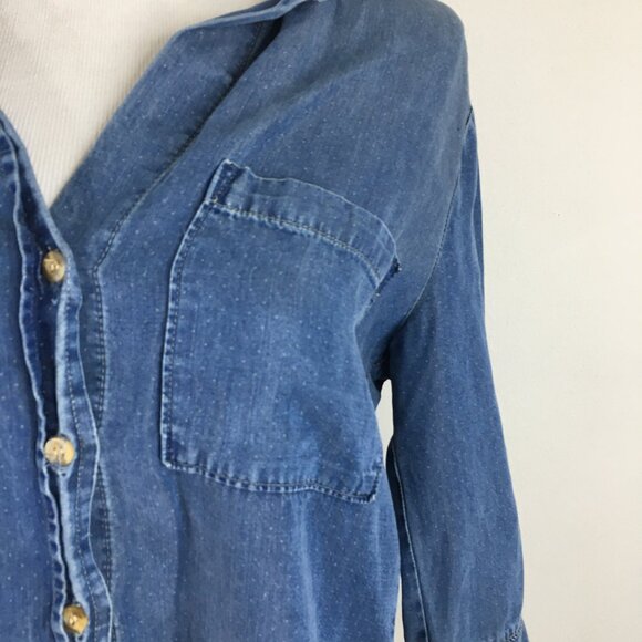 BELLA DAHL Anthropologie Blue Medium Wash Mini Dots Hi Low Chambray Button Shirt - Picture 7 of 11